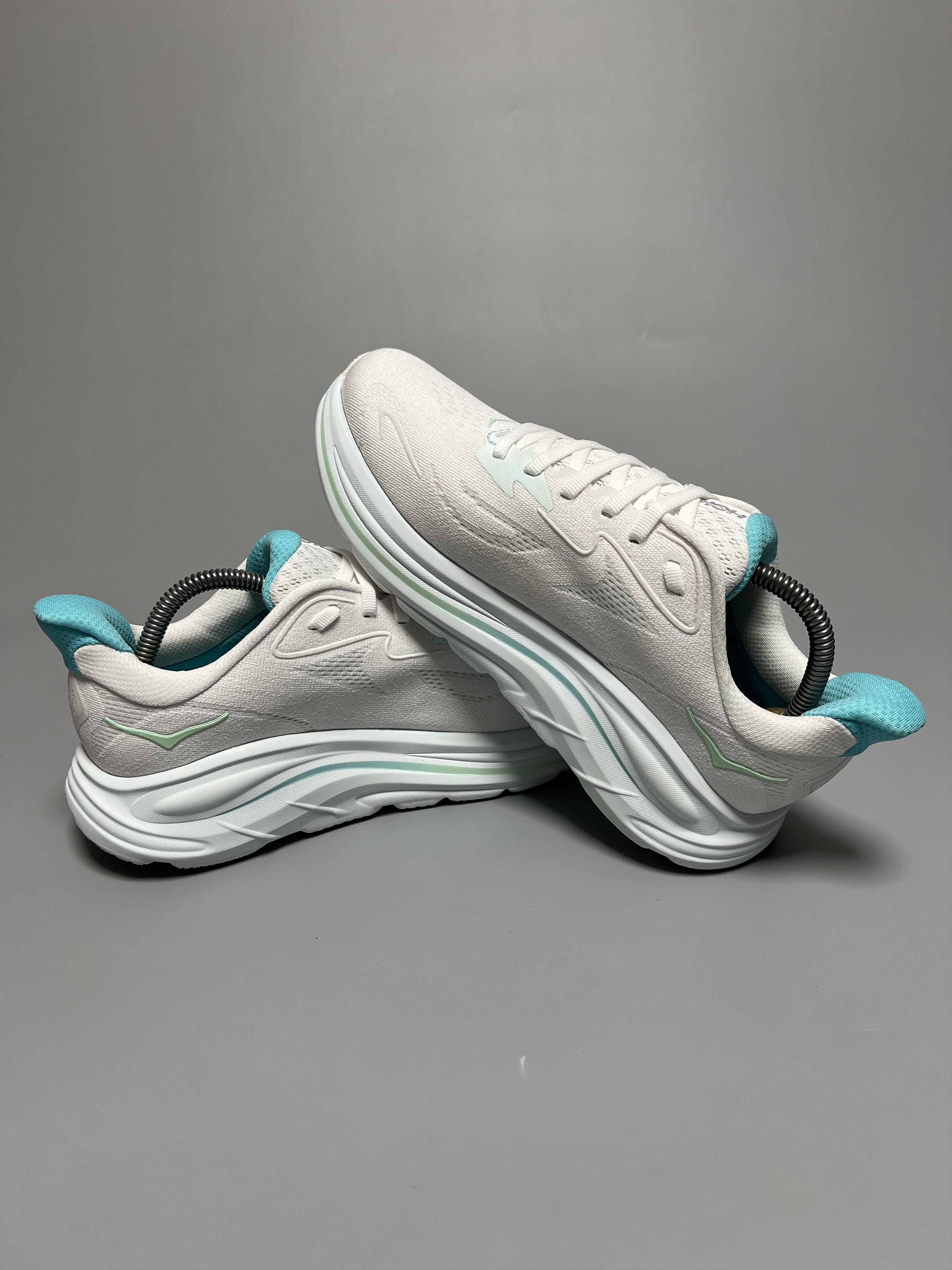 Hoka 8D Hoka One One Clifton 10 Wide Running Shoes Walking Gym Size US 8 / IT 38 - 5 Thumbnail