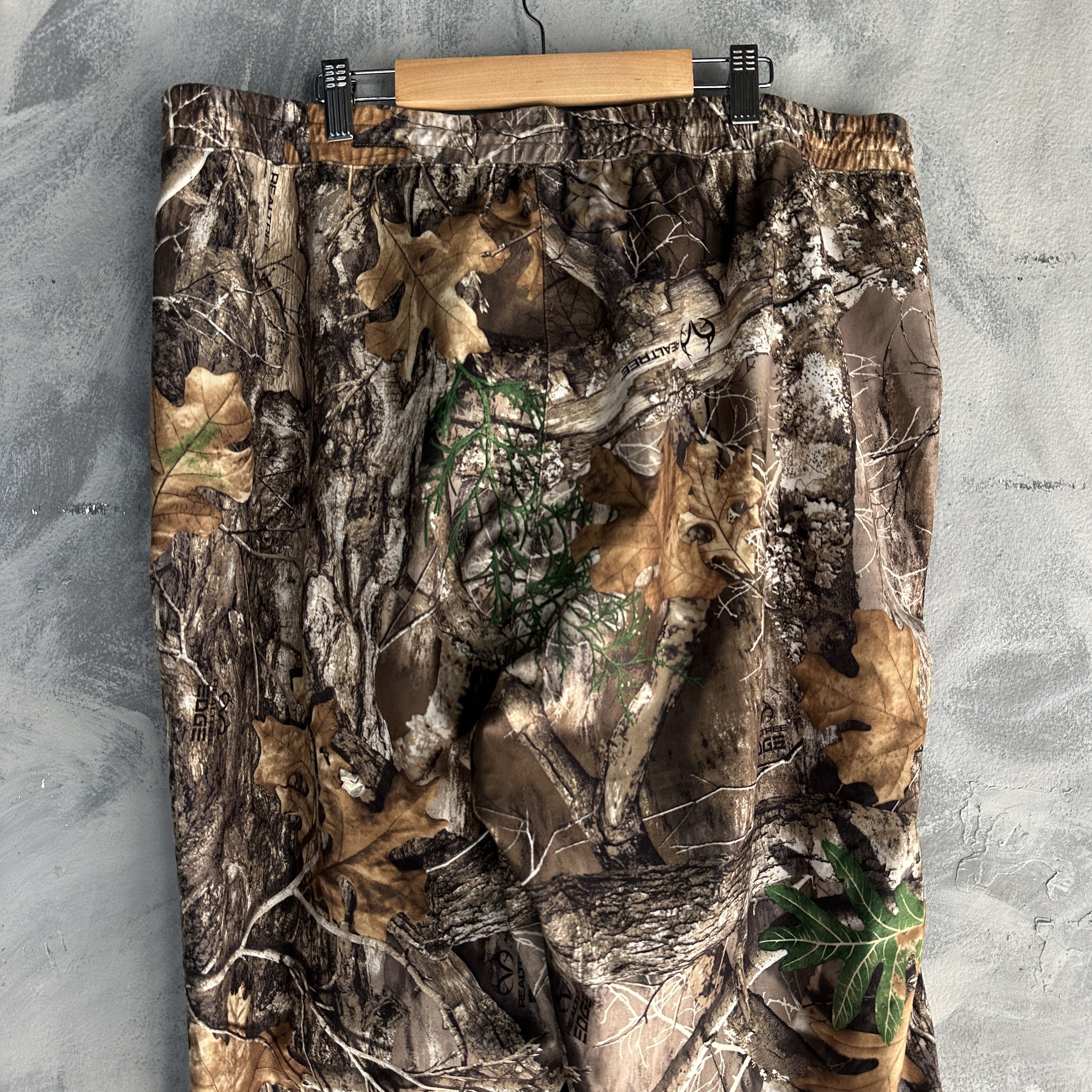 Realtree HOT SHOT Pants Men’s XL Realtree Camo Performance Size US 36 / EU 52 - 7 Thumbnail