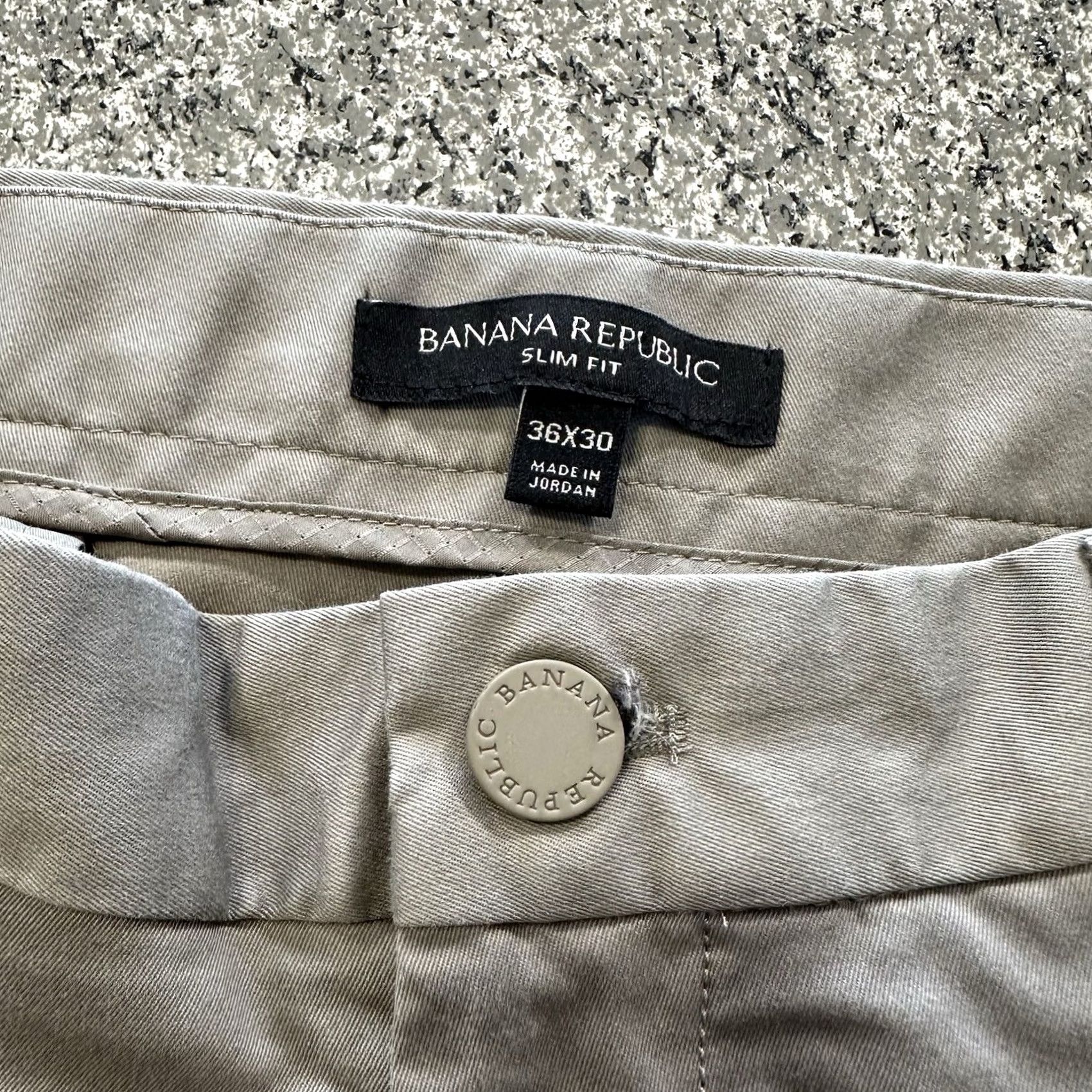 Banana Republic Banana Republic Pants Mens 36x30 Slim Fit Chino Taupe 36 Waist Regular Inseam 30 Taupe Size US 36 / EU 52 - 4 Thumbnail