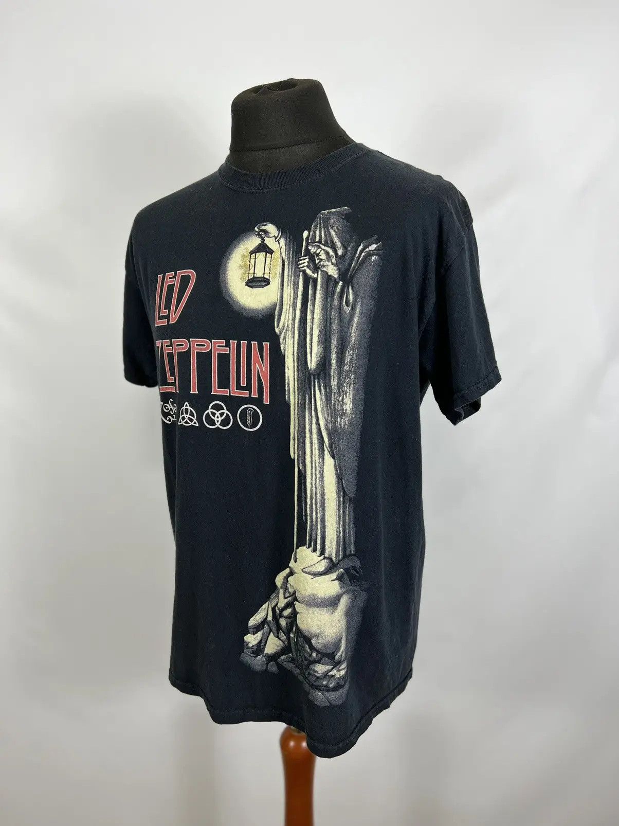 Led Zeppelin Led Zeppelin men’s T-shirt Size US M / EU 48-50 / 2 - 2 Thumbnail