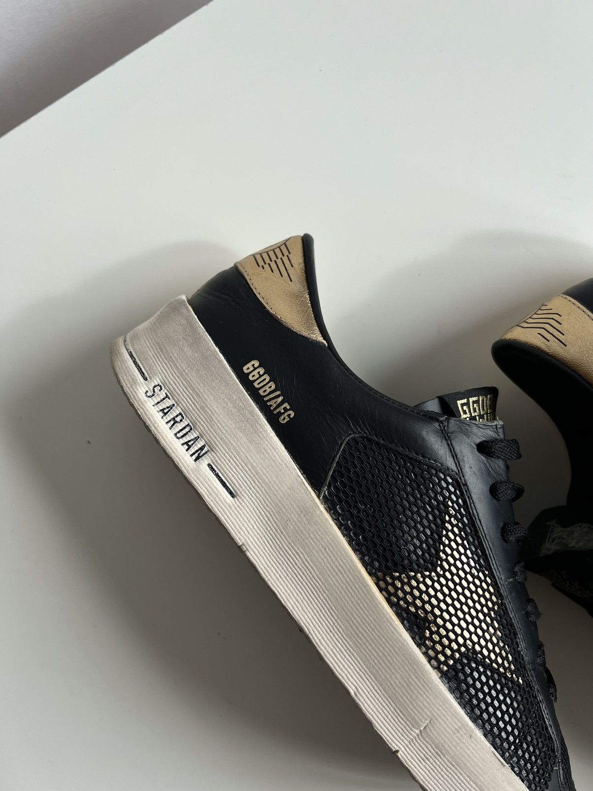 Golden Goose Golden Goose Stardan Black Leather/Mesh Gold Sneakers Size US 8 / IT 38 - 11 Thumbnail