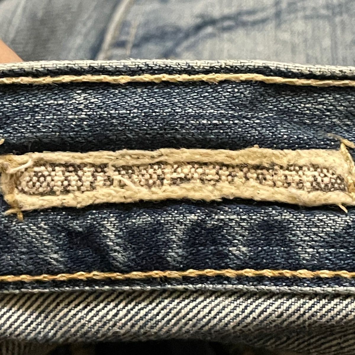 Le Grande Bleu (L.G.B.) Rare Vintage Japanese Brand Chip Pepper Flared Jeans 1990s Size US 31 - 10 Thumbnail