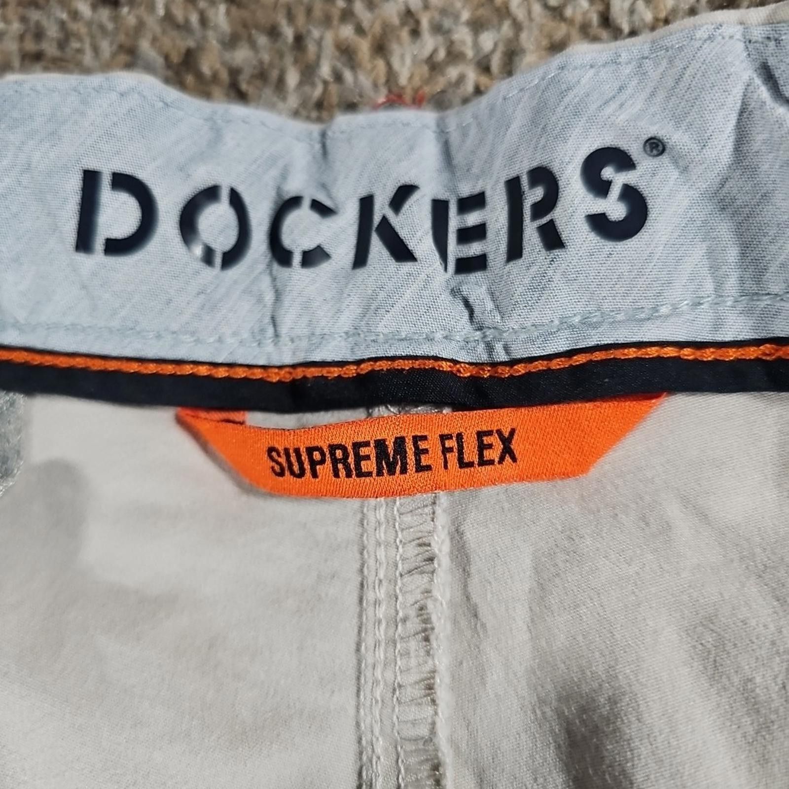 Dockers Dockers Supreme Flex Ultimate Short Sz 38 Beige Shorts Size US 38 / EU 54 - 3 Thumbnail