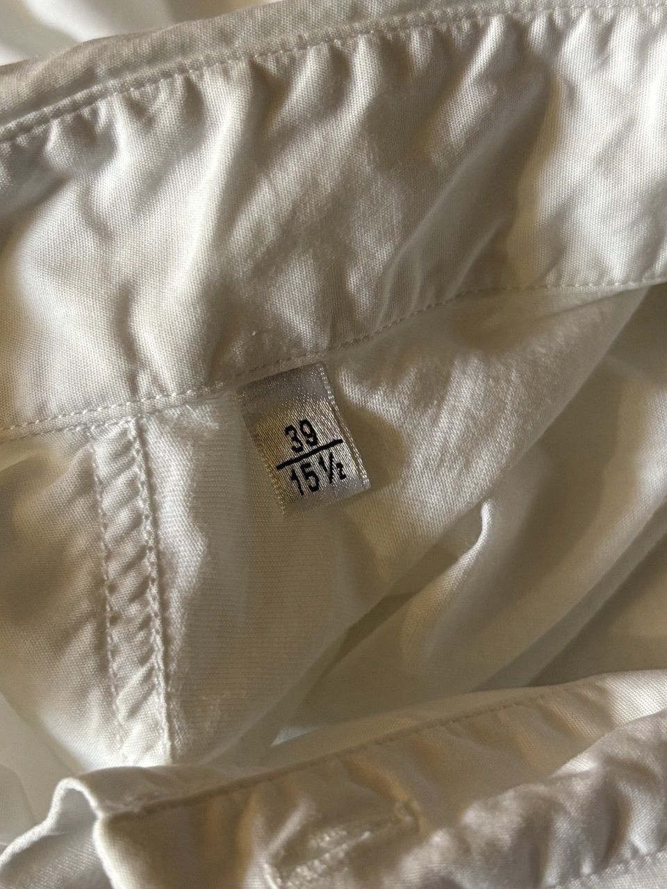 Yves Saint Laurent Yves Saint Laurent by Tom Ford Pleated Dress Shirt Size US M / EU 48-50 / 2 - 25 Thumbnail