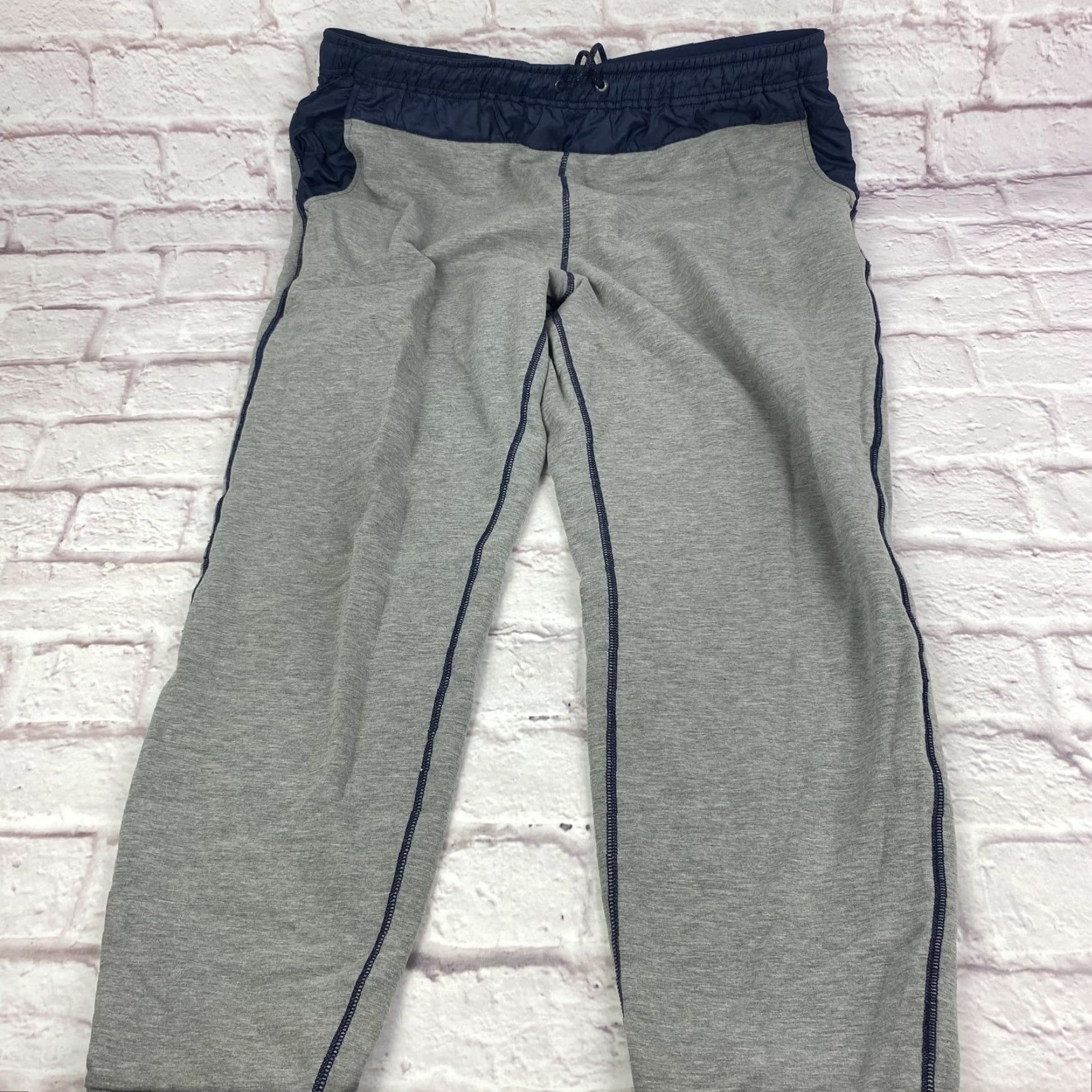 Gap Gap Mens Pants All Elements Fleece Jogger 36in Gray Navy Large Athletic Workout Size US 33 - 4 Thumbnail