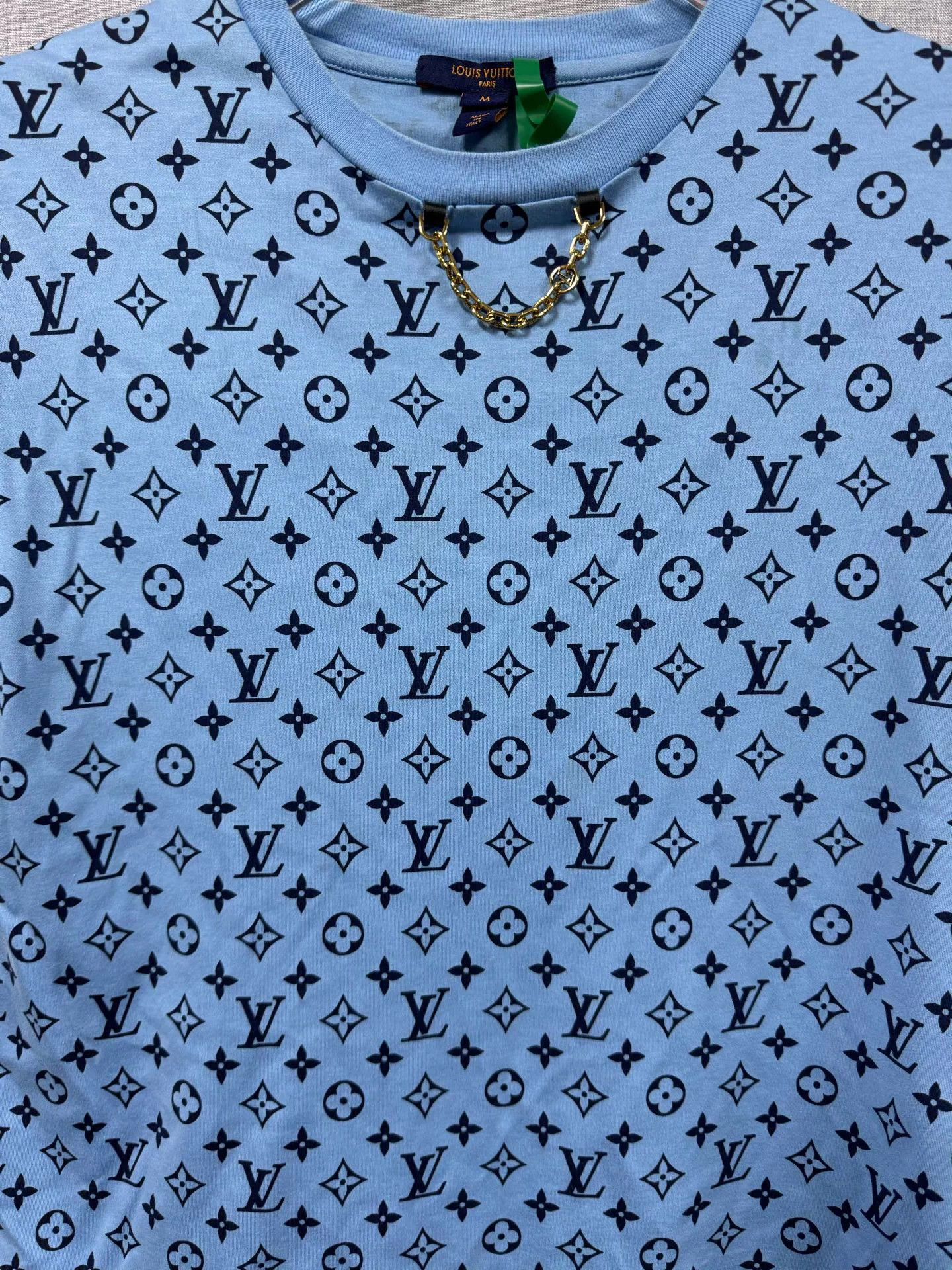 Louis Vuitton LV Blue Allover Print Short Sleeve M Size M / US 6-8 / IT 42-44 - 3 Thumbnail