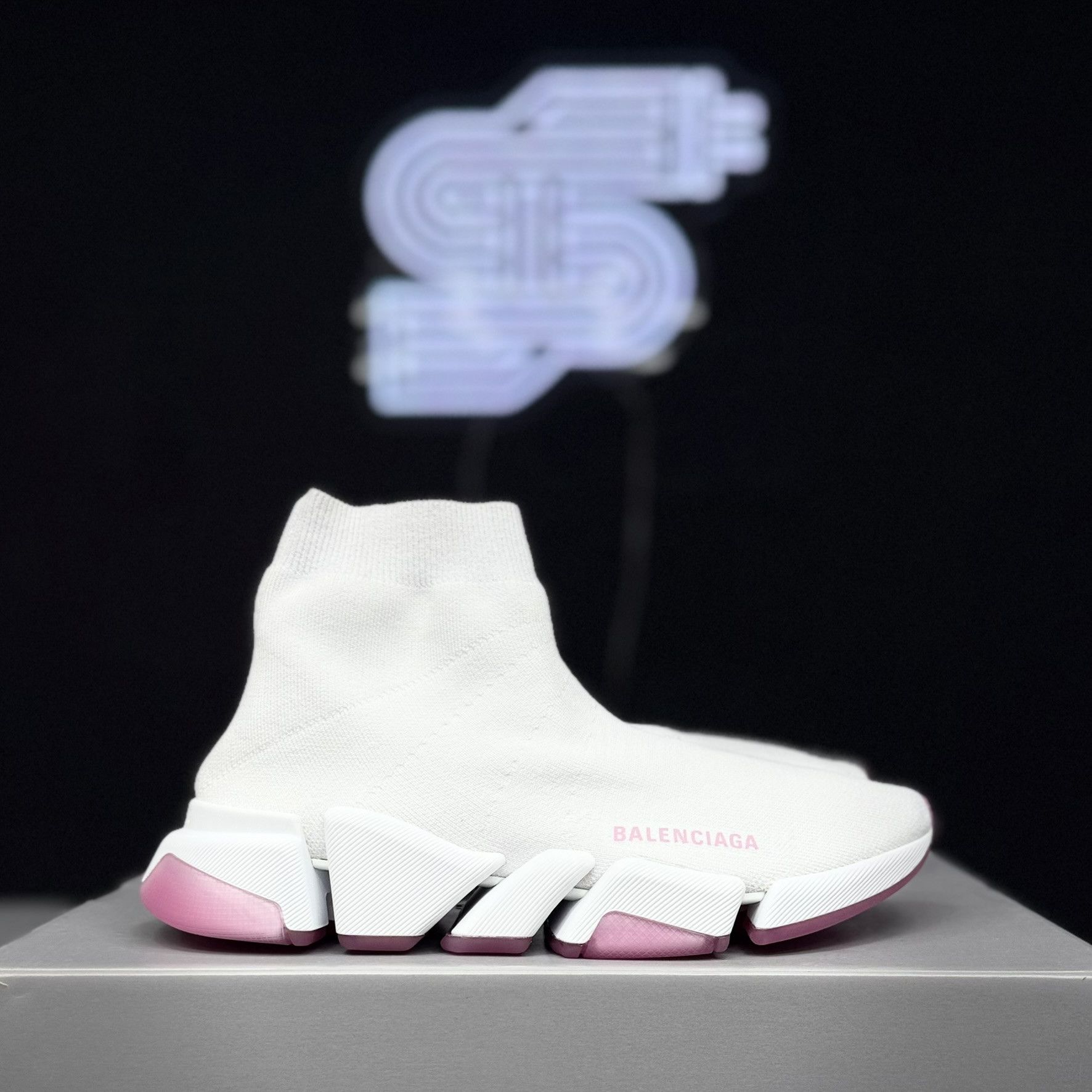 Balenciaga Balenciaga Speed 2.0 Trainer White/Pink Size US 8.5 / EU 41-42 - 2 Thumbnail