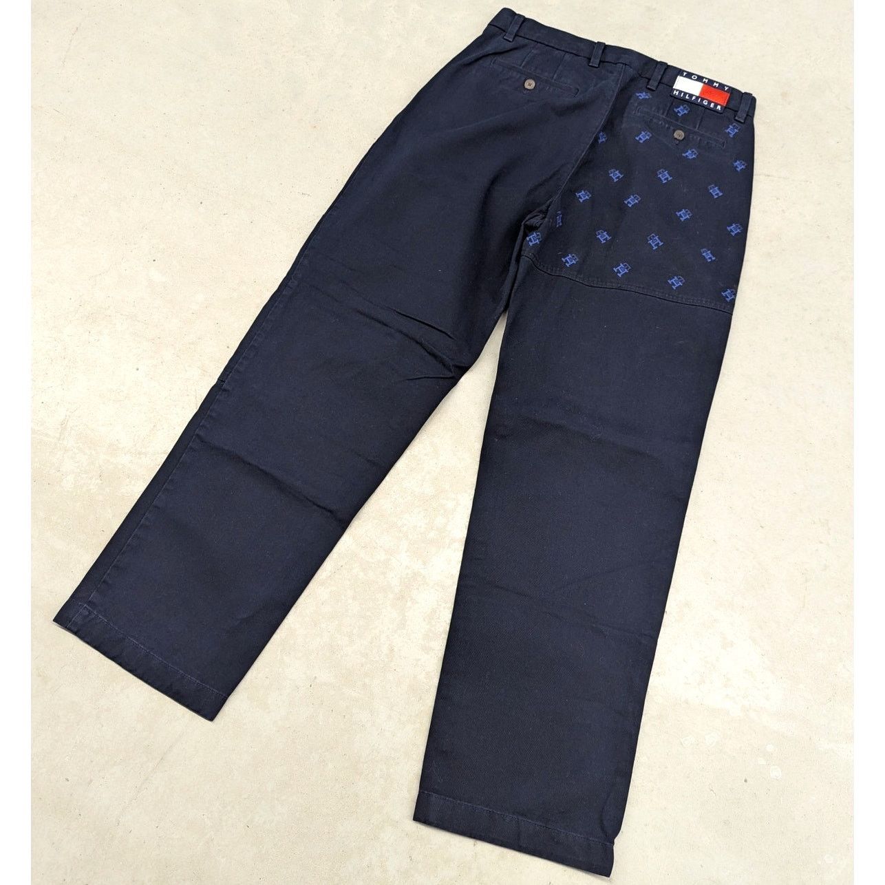 Tommy Hilfiger × Tommy Jeans Tommy Hilfiger Jeans x Anthony Ramos Monogram Chino Pants Size US 32 / EU 48 - 1 Thumbnail
