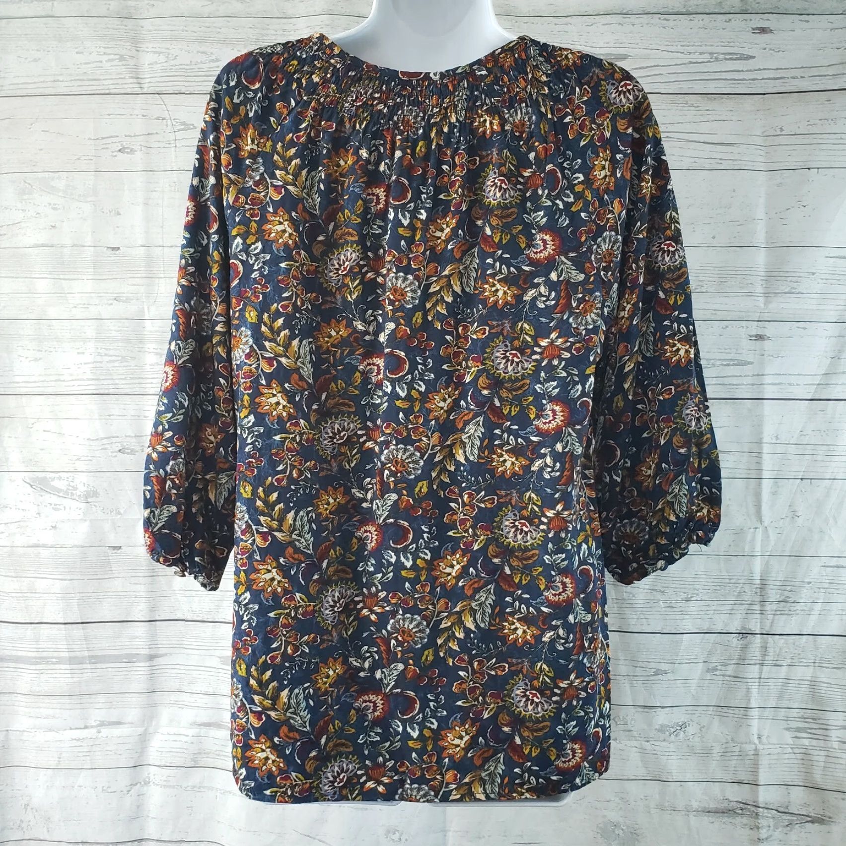 Vintage Christopher & Banks Womens Blouse PS Petite Floral Blue Rayon Blend 3/4 Sleeve Round Neck Shirt Womens Size S / US 4 / IT 40 - 3 Thumbnail