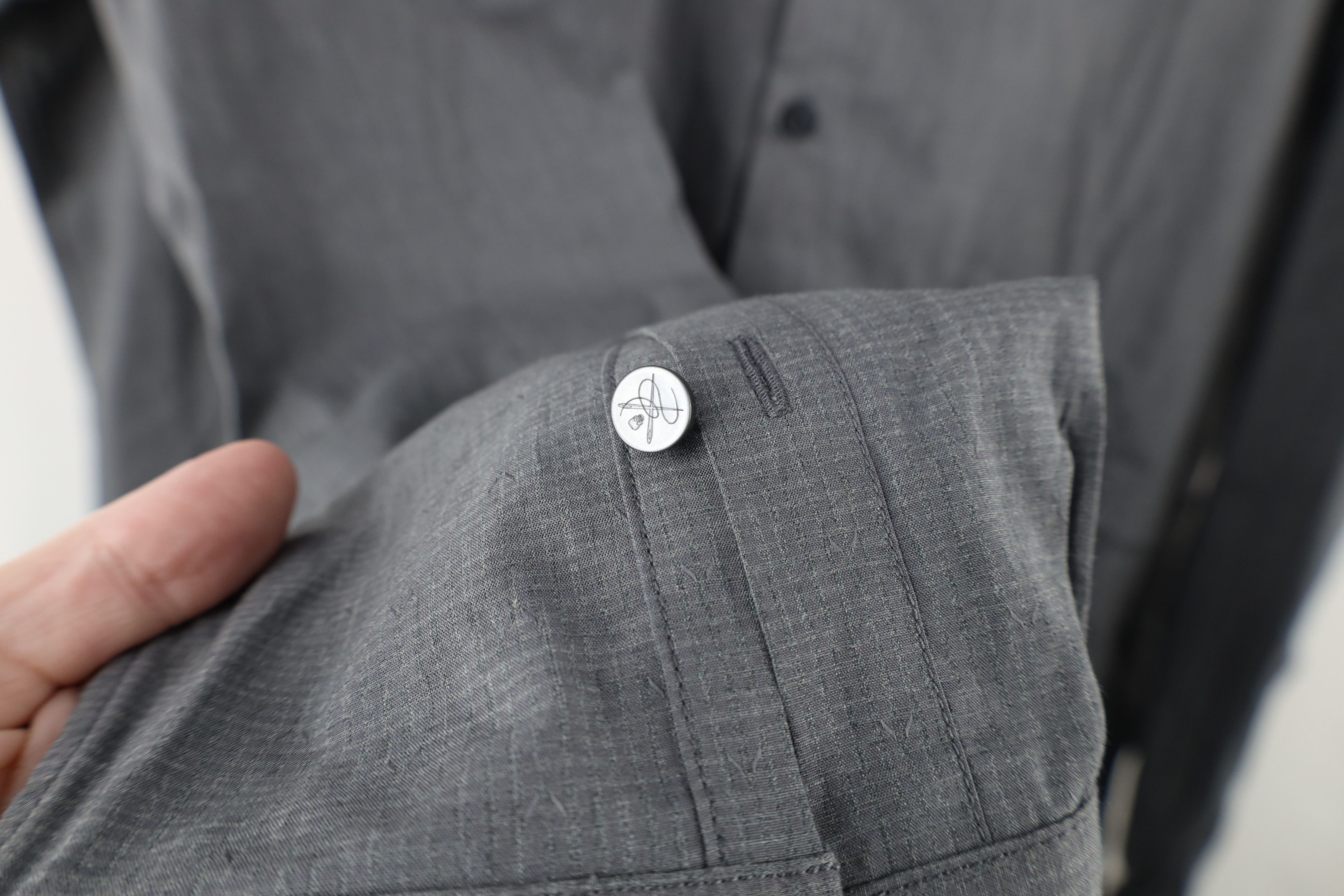 John Varvatos × Vintage John Varvatos USA Signature Tailored Stretch Button Shirt Size US M / EU 48-50 / 2 - 5 Thumbnail