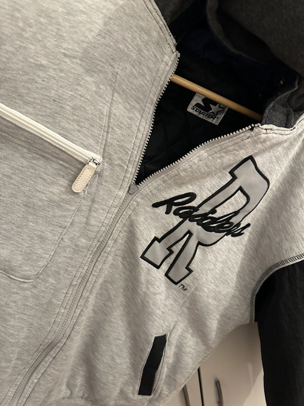 Starter Starter Jacke Los Angeles Raiders Size XL NFL Starter JACKET Size US XL / EU 56 / 4 - 13 Thumbnail
