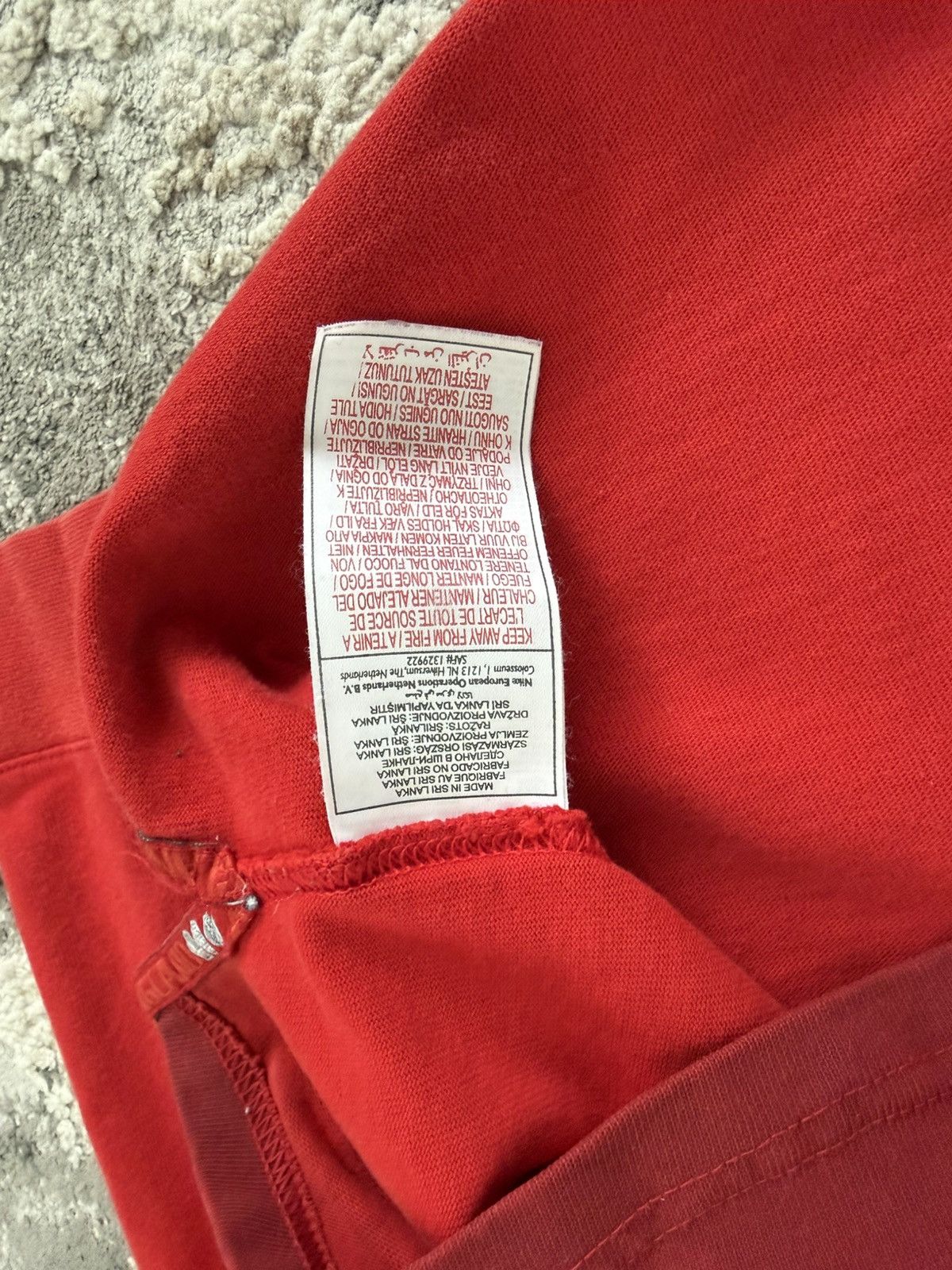 Nike Nike O2 England Rugby Vintage Y2K Streetwear XL Size Men’s Size US XL / EU 56 / 4 - 7 Thumbnail