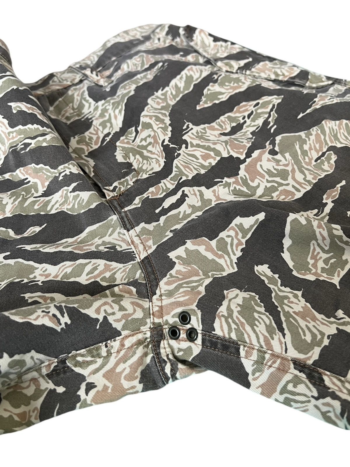 Maharishi Vintage Maharishi Tiger Stripes Camo Snopants Size US 34 / EU 50 - 11 Thumbnail
