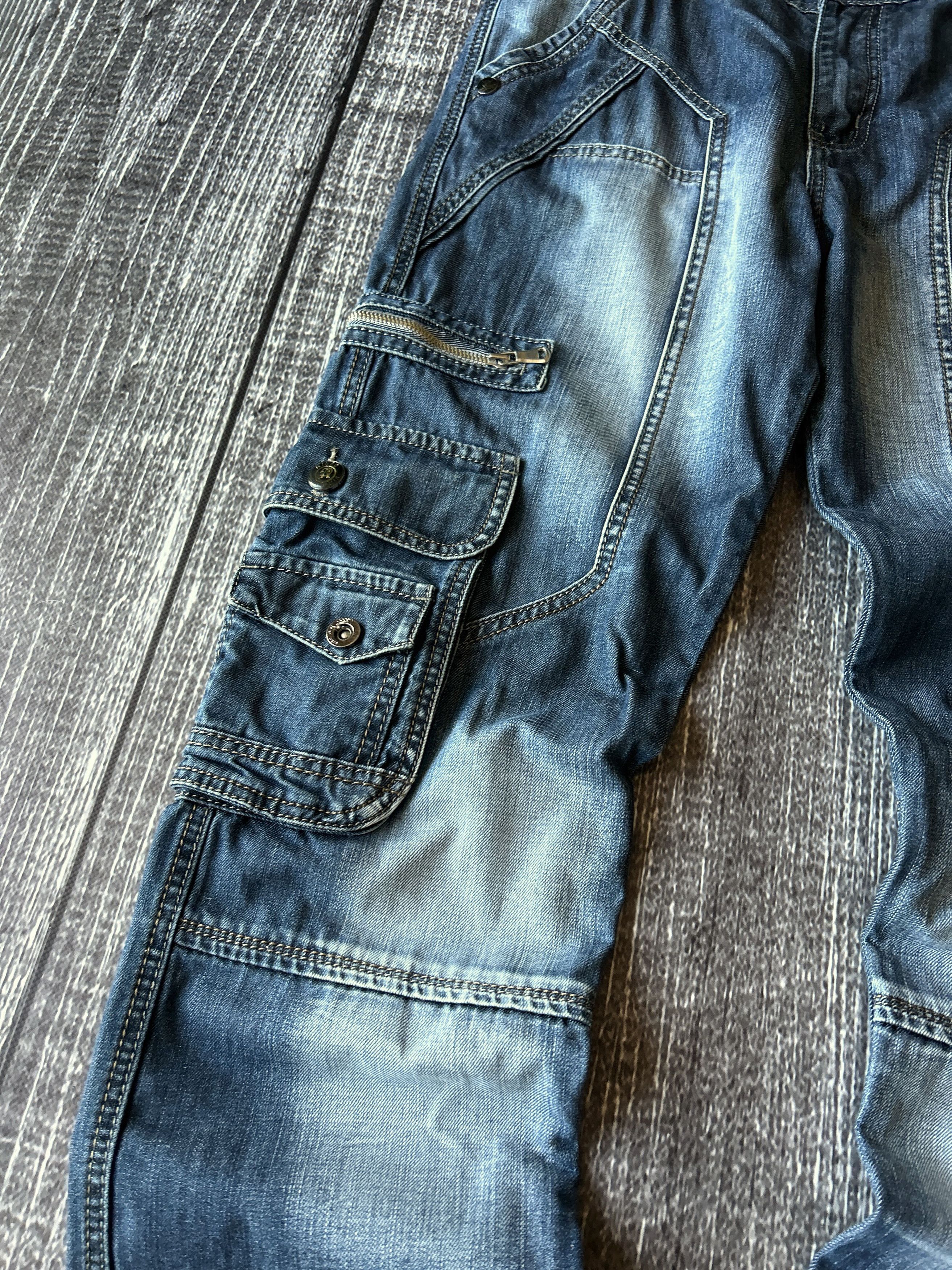 Vintage Vintage Cargo Denim Jeans Multi Pocket Distressed Y2K Skater Size US 32 / EU 48 - 4 Thumbnail