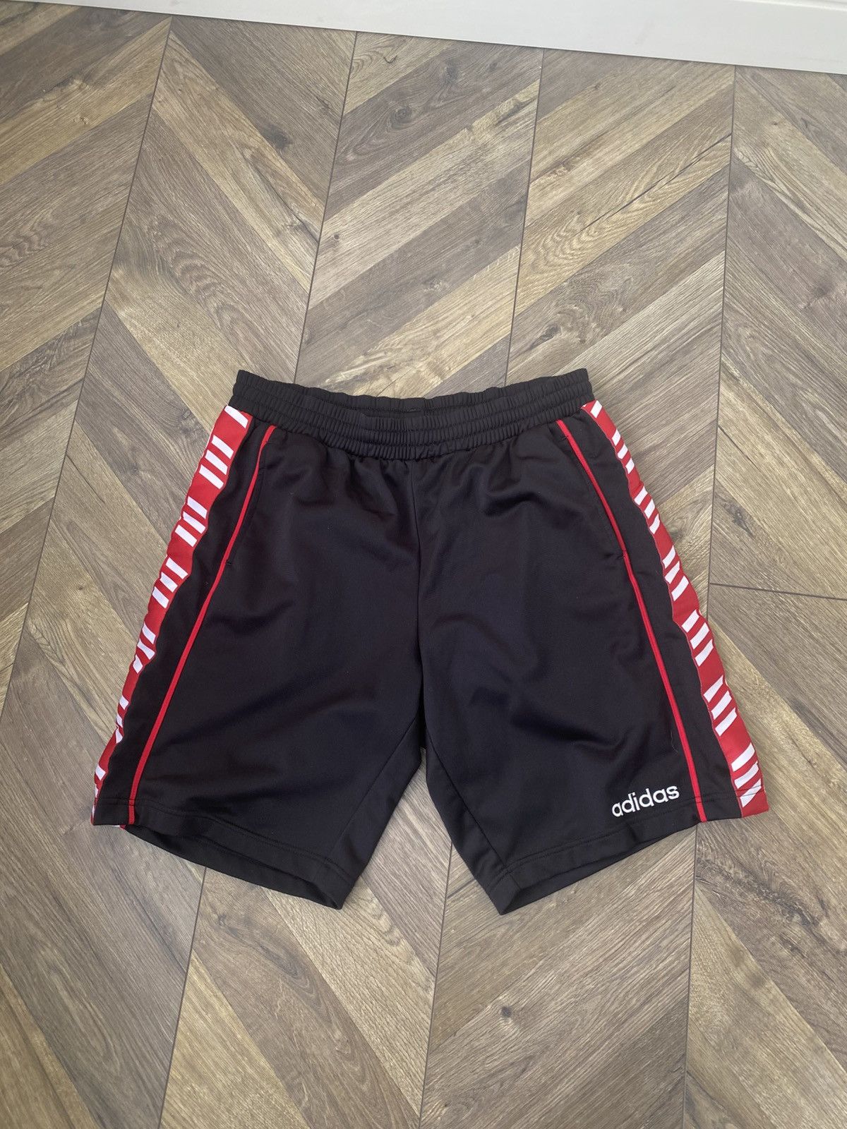 Adidas × Vintage Vintage Adidas 90s style shorts Size US 34 / EU 50 - 2 Thumbnail