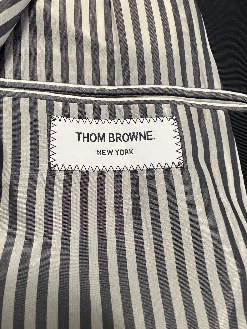 Thom Browne Thom Browne size 2 Classic black coat Size 40S - 5 Thumbnail