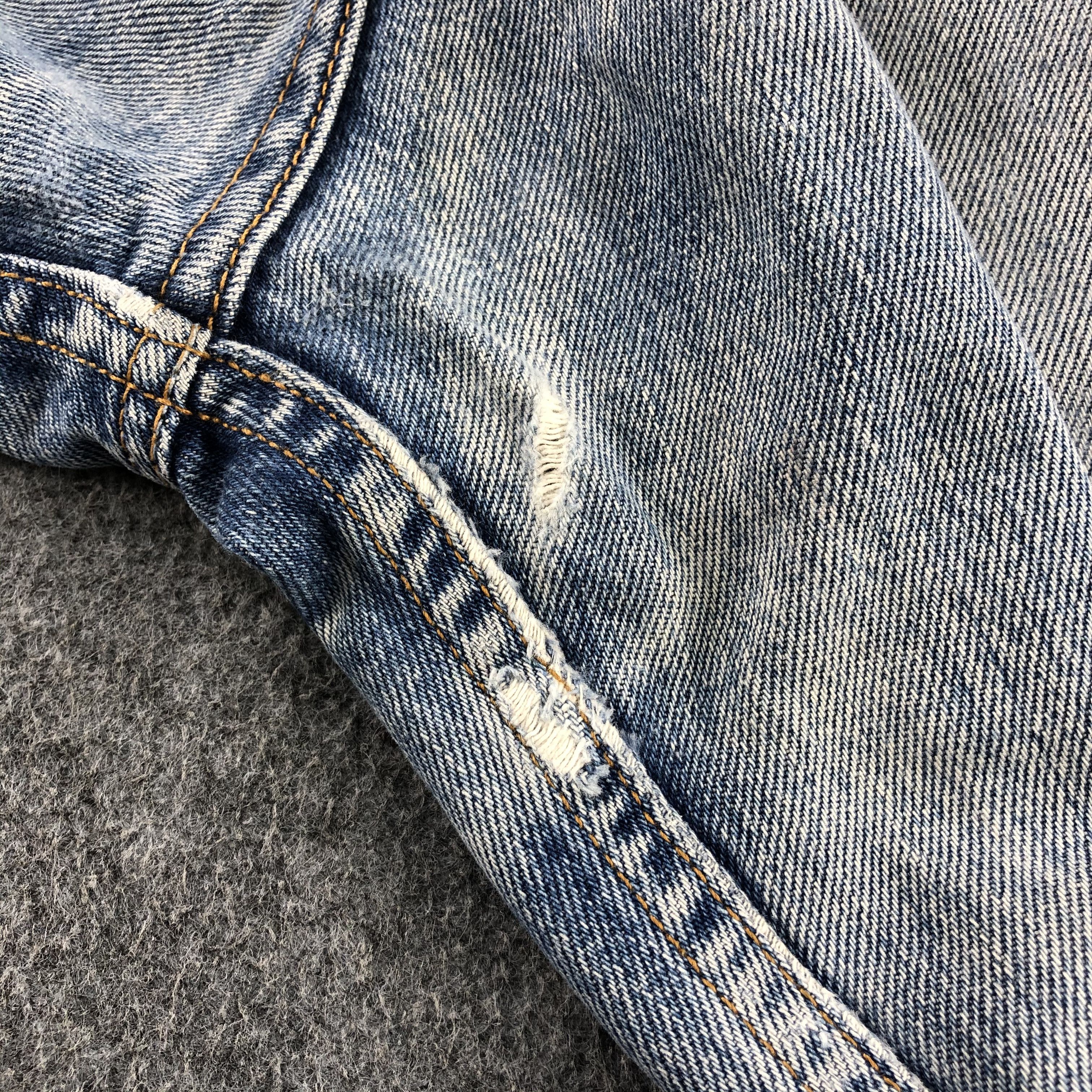 Levi's 90s Vintage Blue Wash Levis 613 Jeans-J1880 Size US 29 - 10 Thumbnail