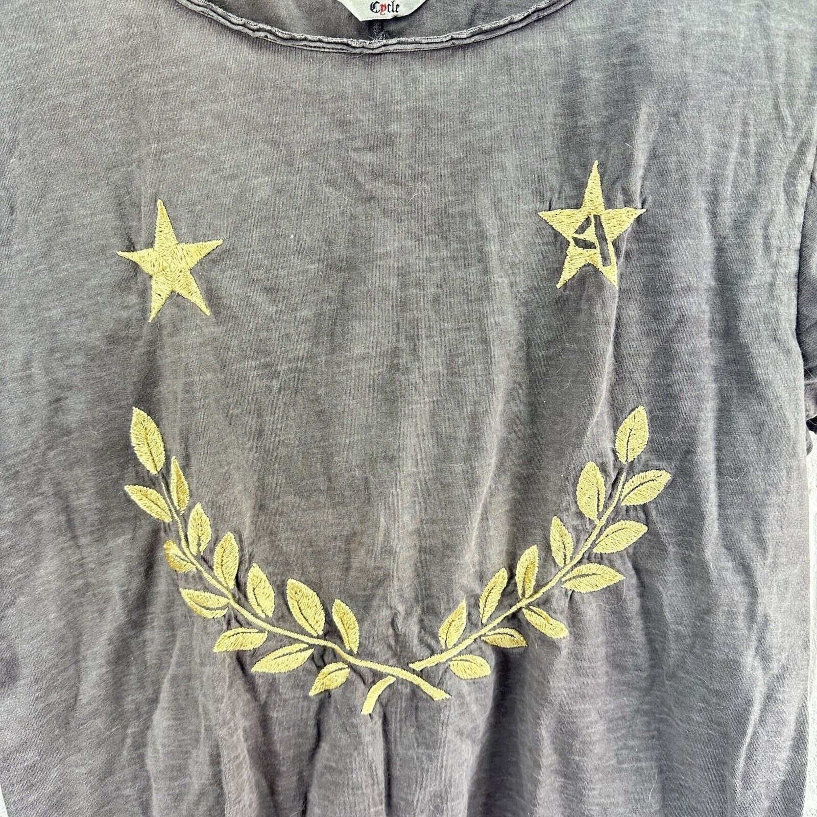 Other Cycle Made In Italy T-shirt Grey Sz S Gold Embroidery Stars Size S / US 4 / IT 40 - 2 Thumbnail