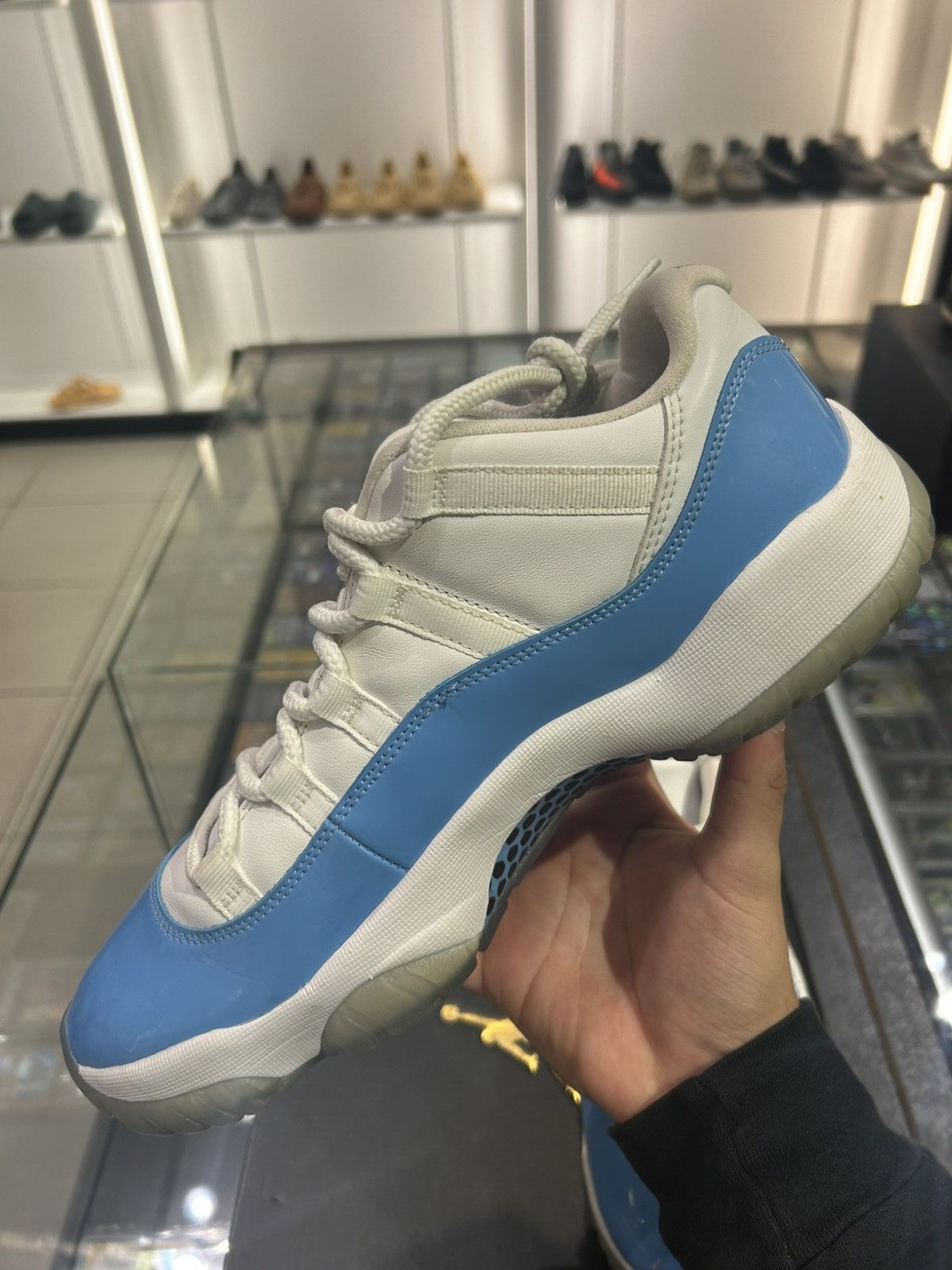 Jordan Brand Jordan 11 Low UNC Size US 10 / EU 43 - 8 Thumbnail