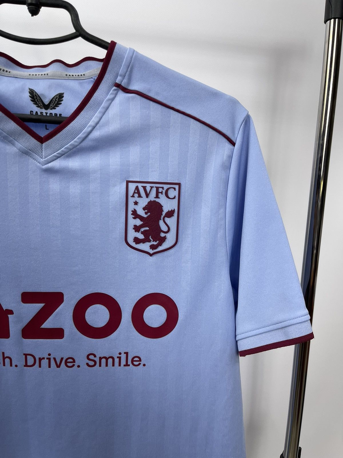 Castore ASTON VILLA 2022-2023 THIRD FOOTBALL SHIRT CASTORE SIZE L Size US L / EU 52-54 / 3 - 2 Thumbnail