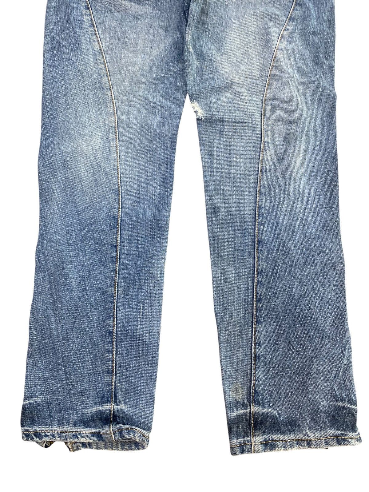 Japanese Brand Japanese Brand Double Waist Style Twist Leg Jeans Size US 30 / EU 46 - 9 Thumbnail