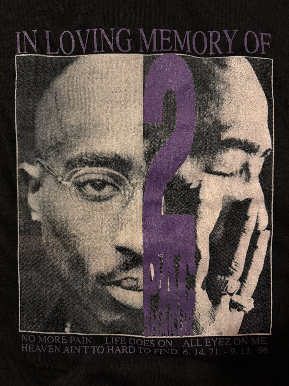 Other 1996 XL “IN LOVING MEMORY OF 2PAC SHAKUR” CREWNECK Size US XL / EU 56 / 4 - 2 Thumbnail