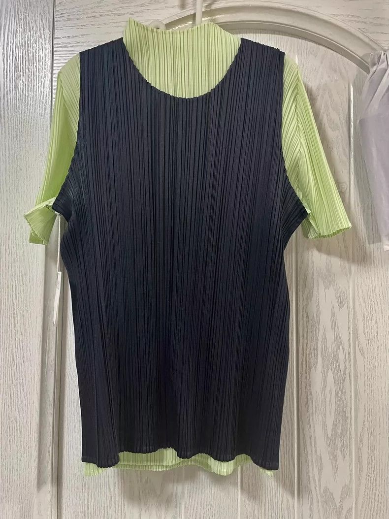 Issey Miyake issey miyake size:one size Wave pleated vest 2506-Nextarro Size XXS / US 00 / IT 34 - 6 Thumbnail