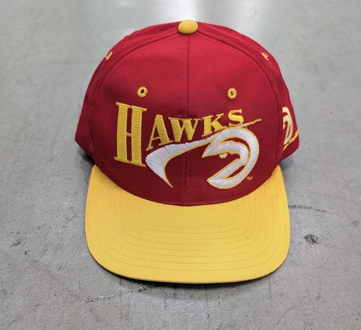 Vintage Vintage Drew Pearson Companies Atlanta Hawks Snapback Hat Size ONE SIZE - 1 Thumbnail