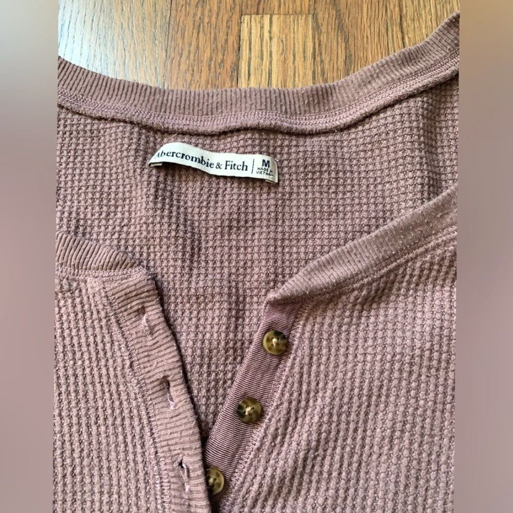 Abercrombie & Fitch Abercrombie & Fitch Medium Tee Blouse Women Multicolor M Shirt Size M / US 6-8 / IT 42-44 - 2 Thumbnail
