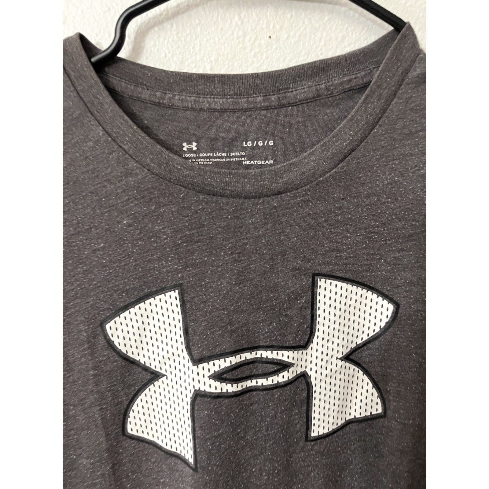 Under Armour VINTAGE Under Armour T-Shirt Men’s Large Short Sleeve Crew Neck HeatGear Gray Graphic Logo Shirt Mens L Gray Size US L / EU 52-54 / 3 - 2 Thumbnail