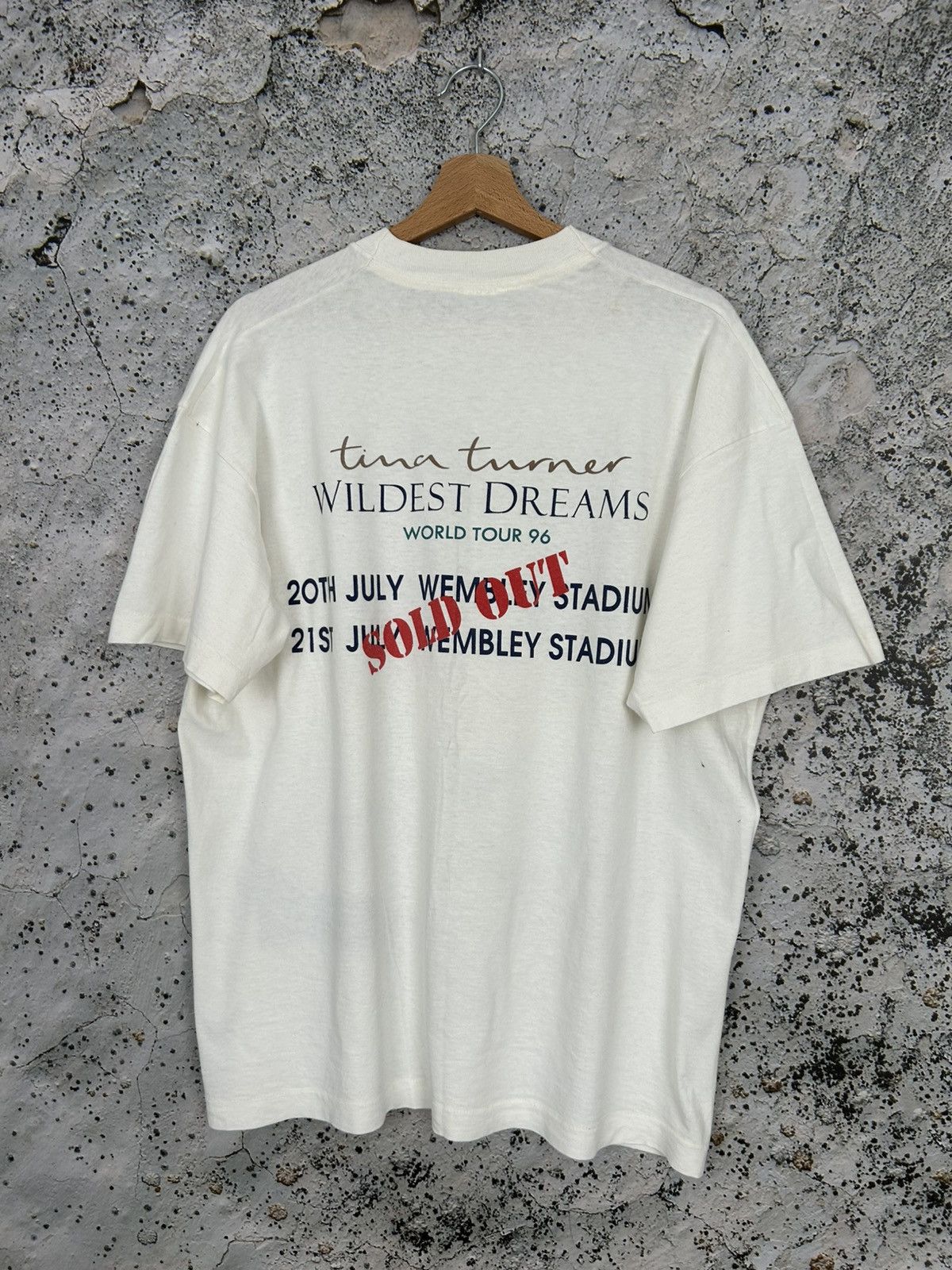 Vintage Vintage Tina Turner Wildest Dreams 1996 Tour Graphic Tee Size US XL / EU 56 / 4 - 5 Thumbnail