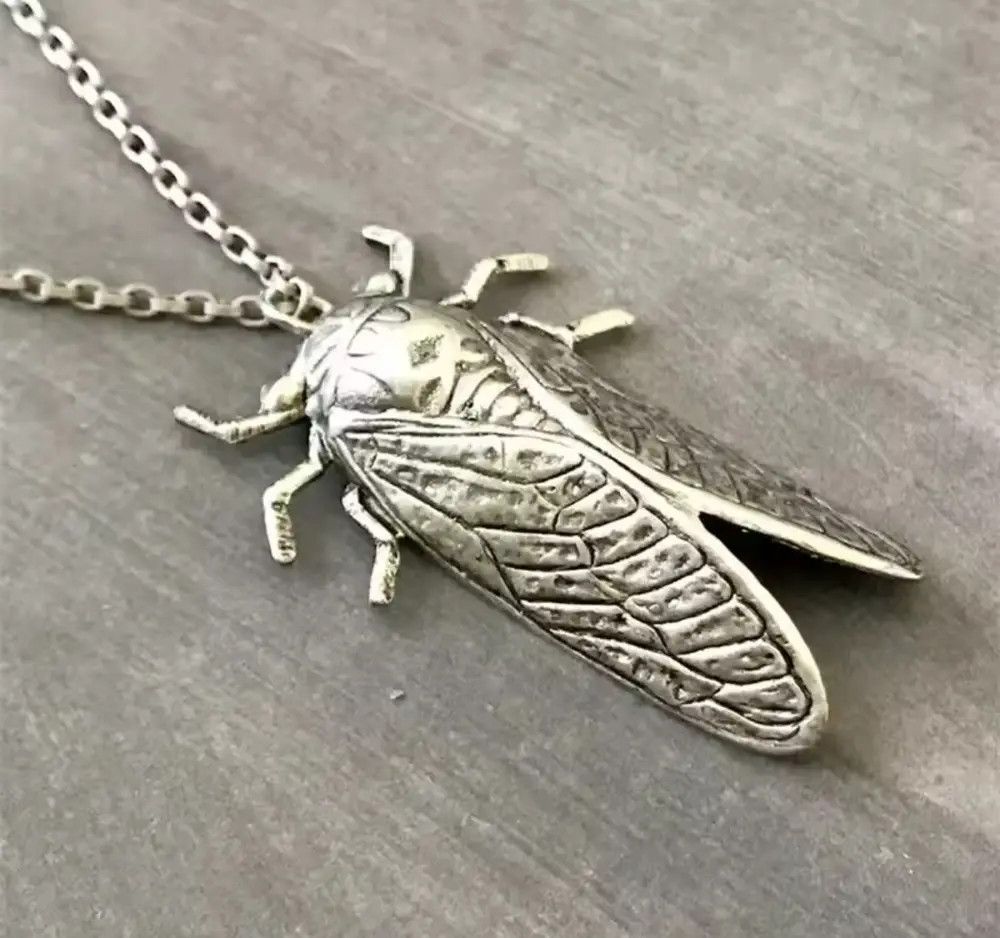 Jewelry Metal Insect Pendant Necklace Size ONE SIZE - 5 Thumbnail