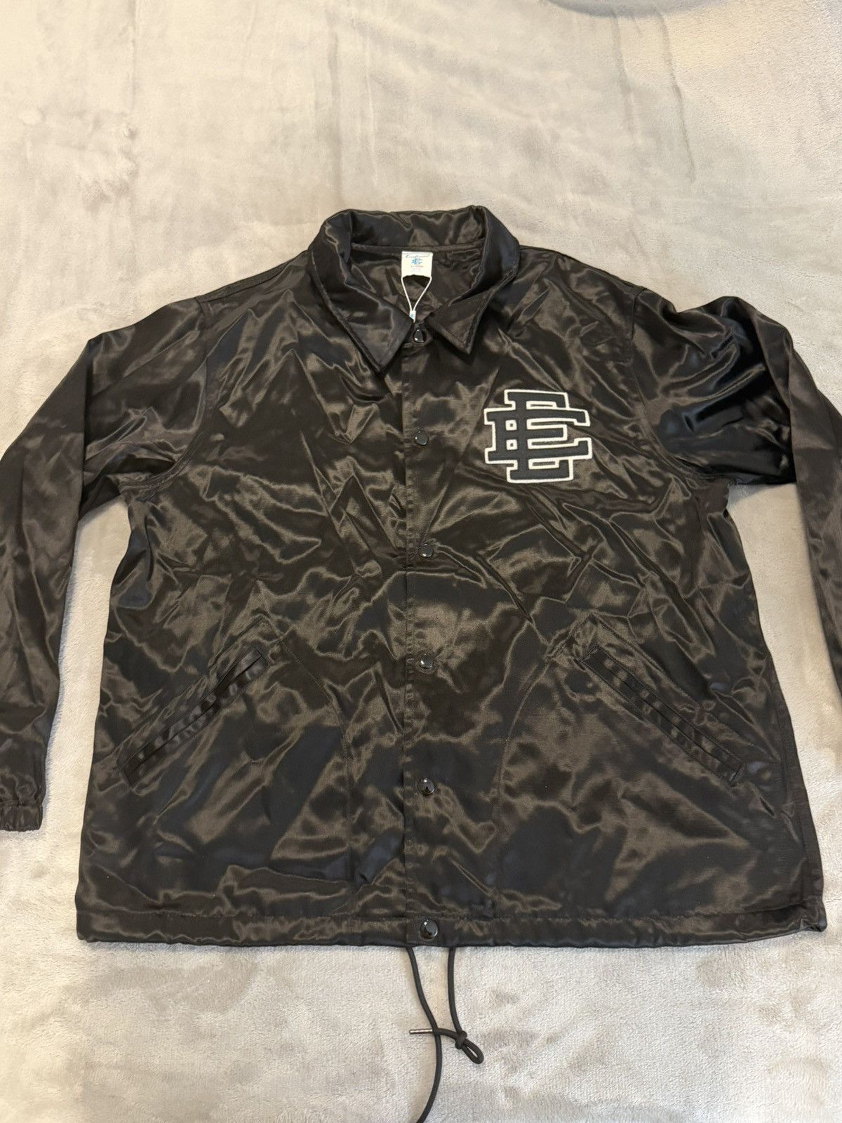 Eric Emanuel Eric Emanuel EE Logo Satin Coach Jacket Black XL Size US XL / EU 56 / 4 - 3 Thumbnail