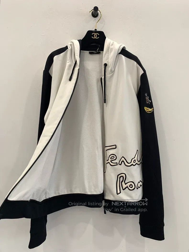 Fendi Fendi Roma Embossed Letter Logo Black and White Color-Bloc Size US M / EU 48-50 / 2 - 3 Thumbnail