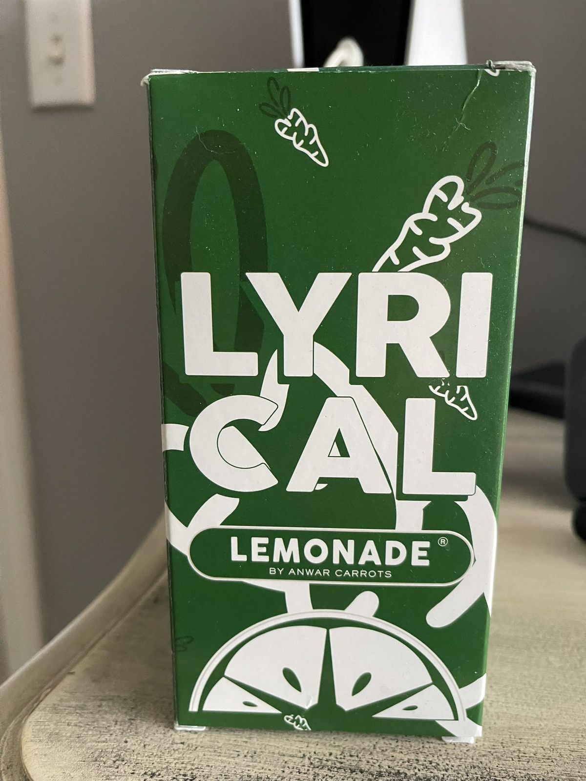 Carrots by Anwar Carrots × Lyrical Lemonade *Rare* Lyrical Lemonade can x Carrots by Anwar Size ONE SIZE - 2 Thumbnail