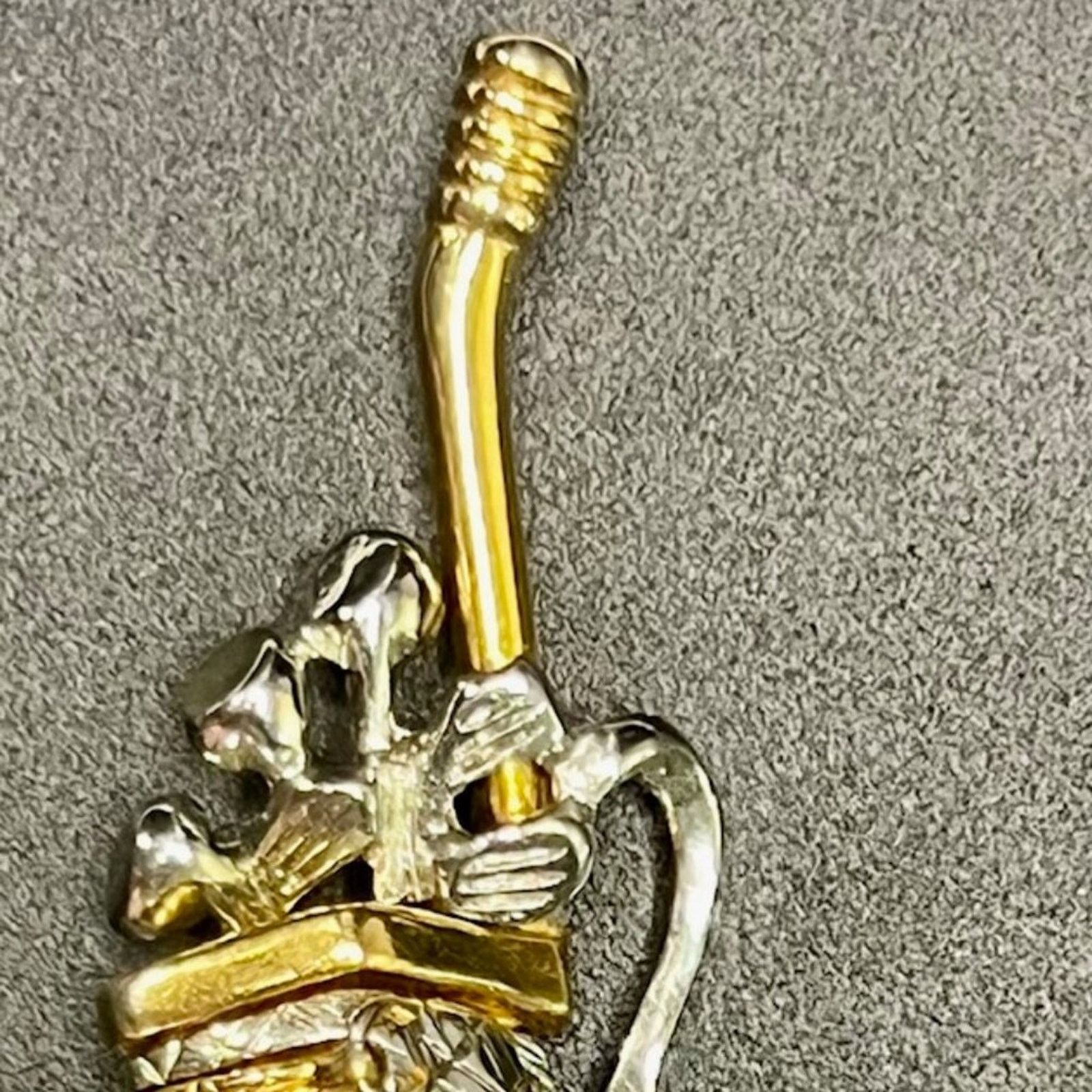 & Other Stories Ladies Goldtone / Silvertone Golf Brooch Size ONE SIZE - 2 Thumbnail