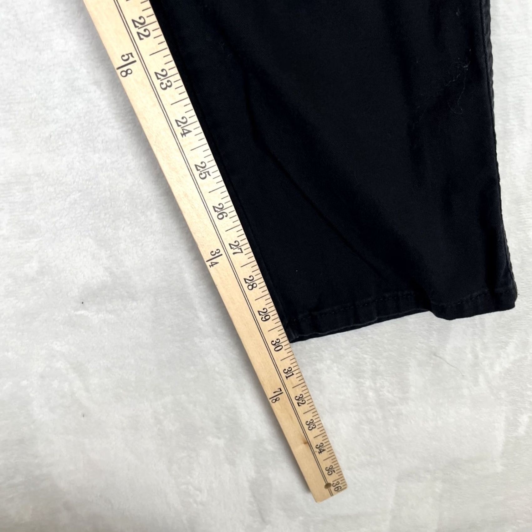Wrangler Wrangler Black Regular Tapered Cargo Pants Mens 34x30 Stretch Utility Casual Pants Mens Regular Black Cargo Tapered Stretch Size US 34 / EU 50 - 3 Thumbnail