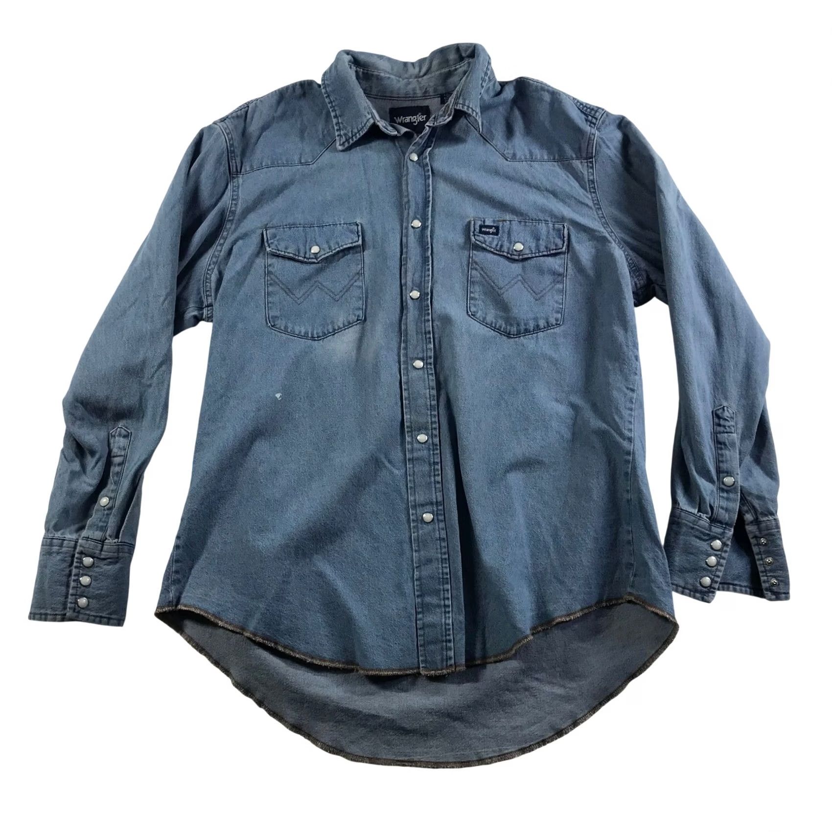 Wrangler Wrangler Denim Shirt Mens XL Light Wash Long Sleeve Cotton Western Snap MS7127D Size US XL / EU 56 / 4 - 2 Thumbnail