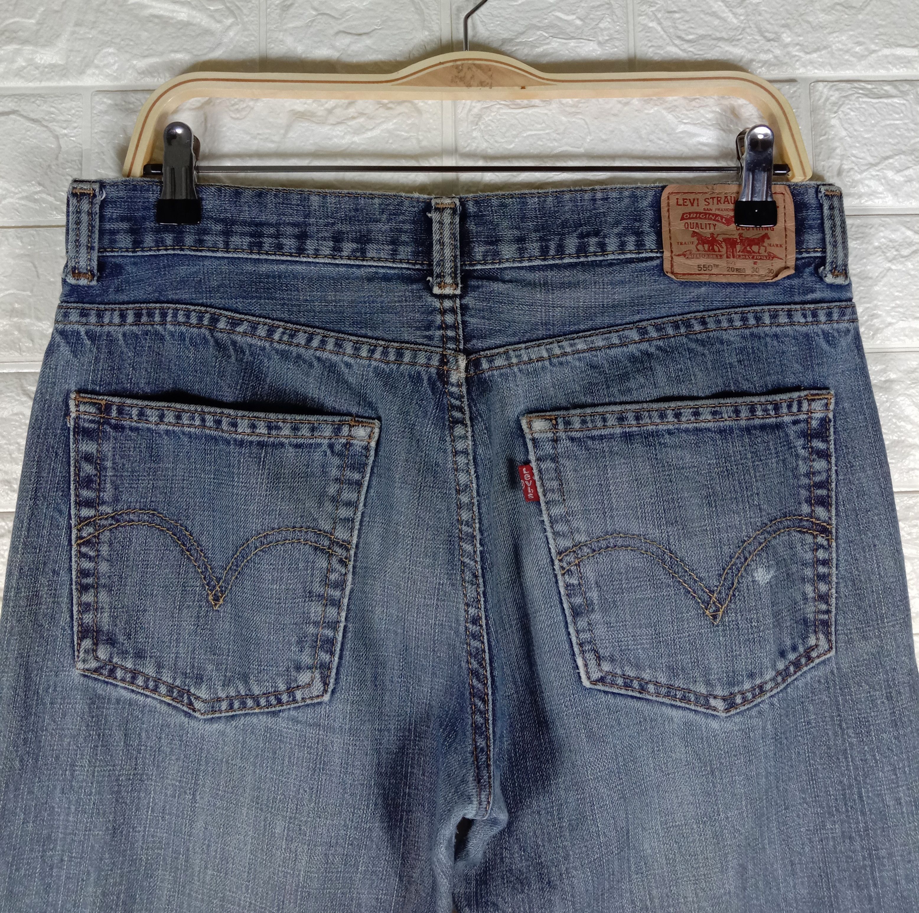 Levi's Vintage Levi's 550 Jeans Blue Wash Relaxed Fit Denim Size US 31 - 6 Thumbnail