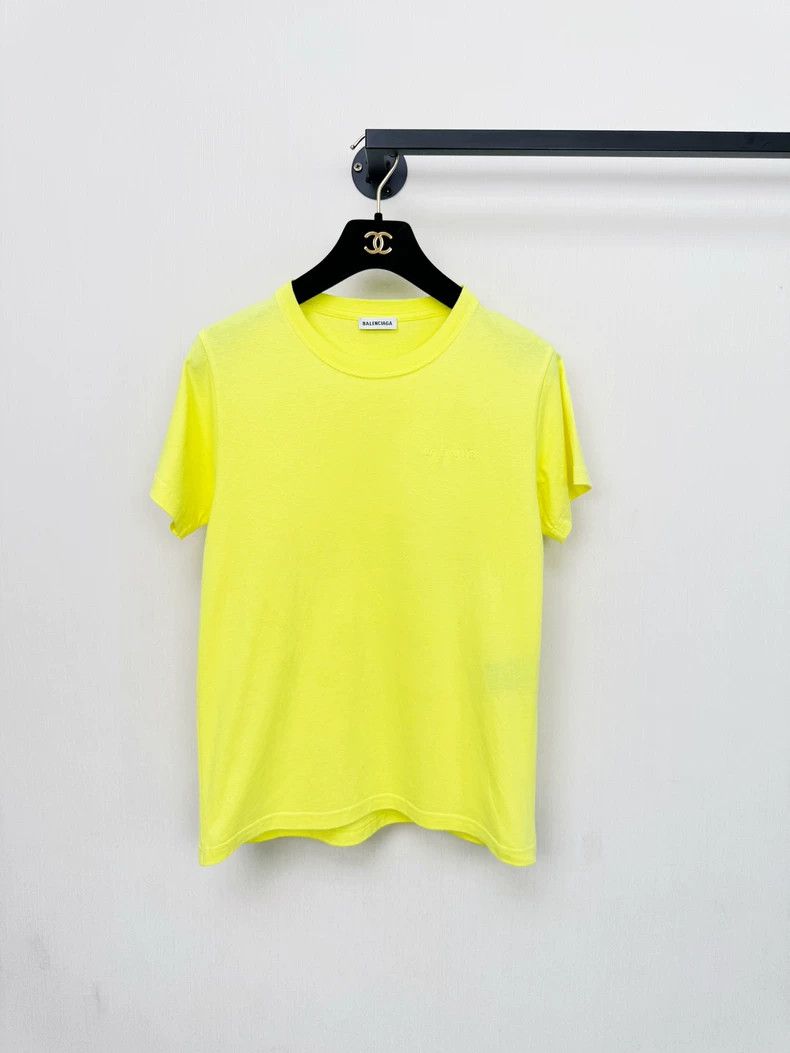 Balenciaga Balenciaga Short sleeve Size M / US 6-8 / IT 42-44 - 1 Thumbnail