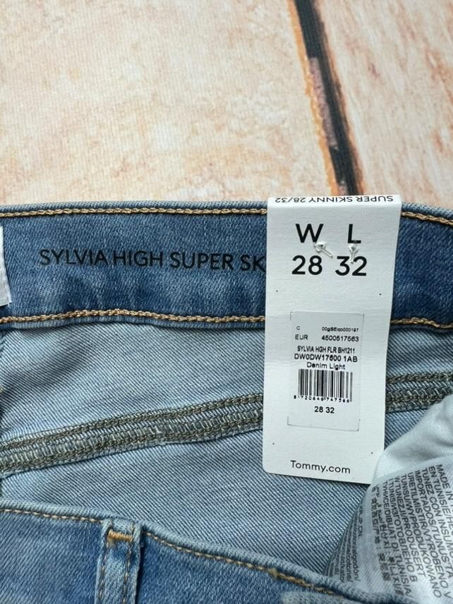 Tommy Jeans Tommy Jeans Sylvia with wide legs Size 28" / US 6 / IT 42 - 10 Thumbnail