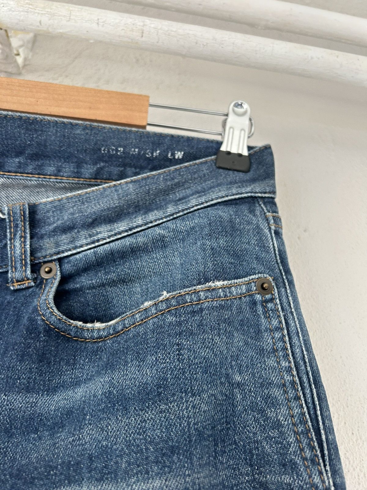 Saint Laurent Paris Saint Laurent Paris Distressed Slim-Fit Jeans Size US 33 - 10 Thumbnail