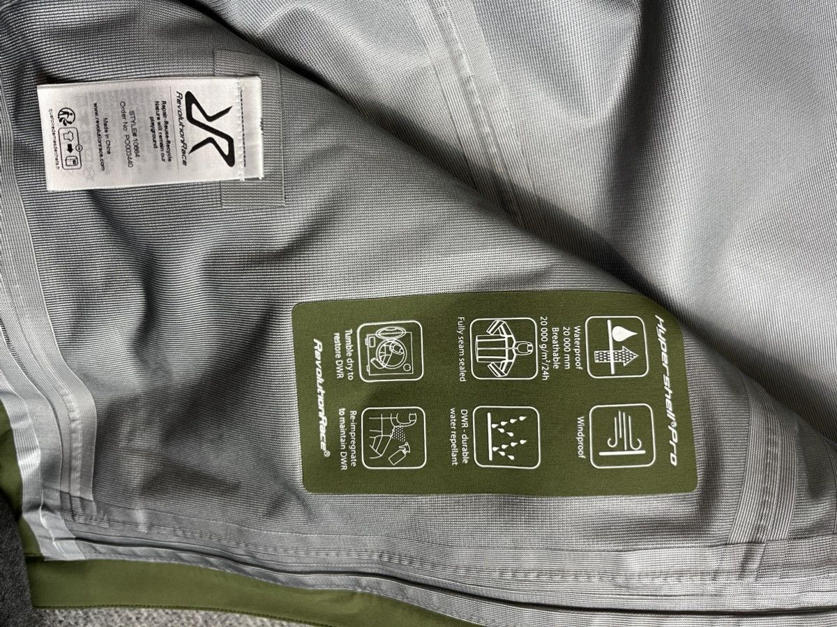 Other Revolution Race Gore Tex Jacket Size L / US 10 / IT 46 - 6 Thumbnail