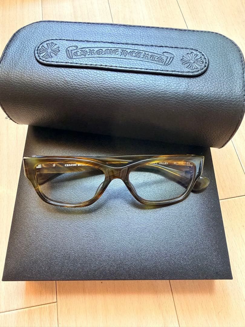 CHROME HEARTS HAPPY VALLEY Glasses Brown One Size