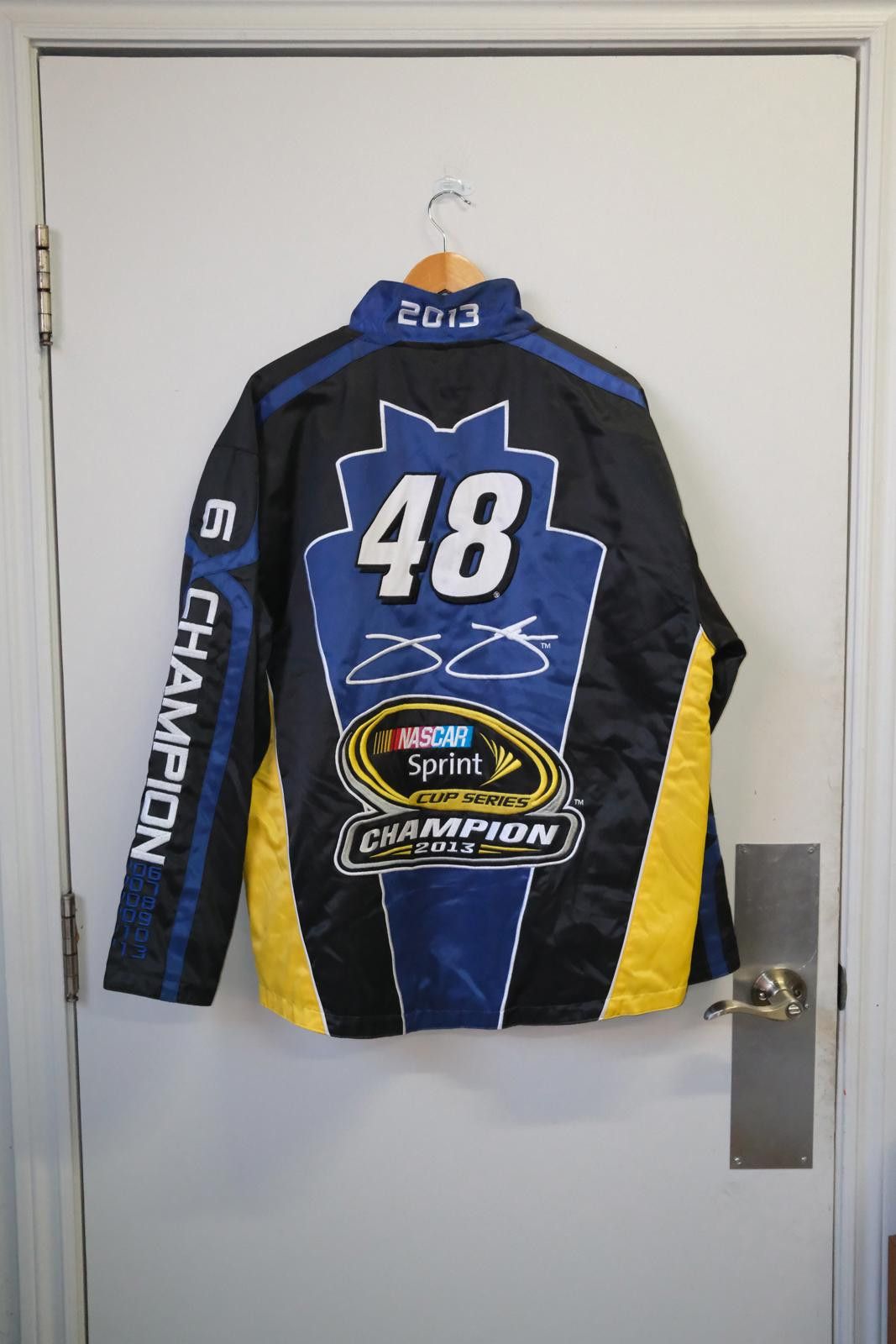 Chase Authentics 2010's Chase Authentic Jimmie Johnson Team Lowe's Jacket Size ONE SIZE - 2 Thumbnail