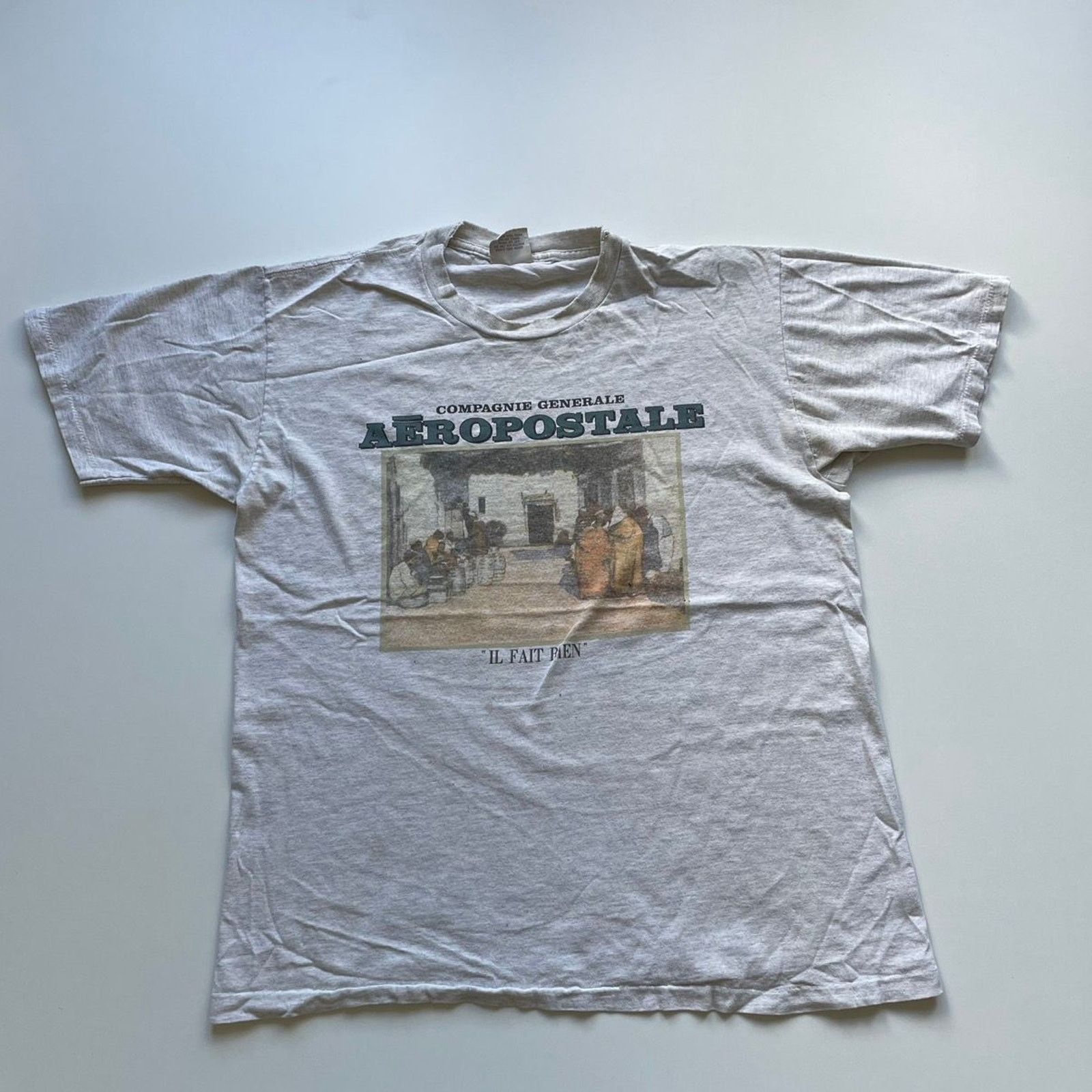 Vintage 90s Aeropostale Il Fait Bein Art Graphic T Shirt XL