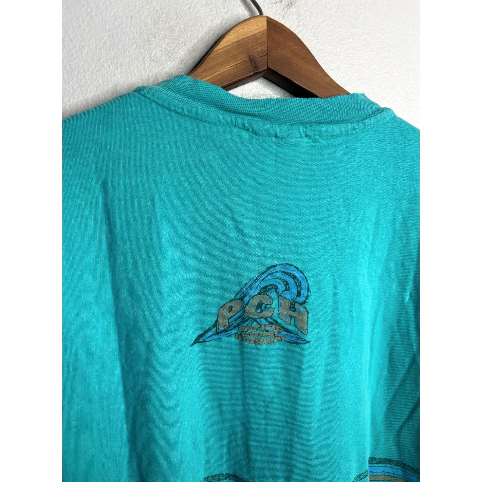 Vintage VINTAGE Pacific Coast Highway T-Shirt Crew Neck Short Sleeve Green 90s STITCH Graphic Print Size L Mens Size US L / EU 52-54 / 3 - 7 Thumbnail