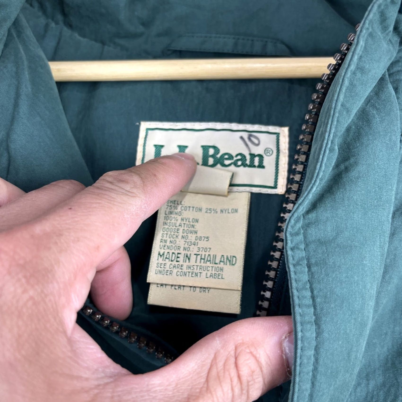 Vintage VINTAGE L.L. Bean Jacket Parka Coat Long Hooded Down Green Mens Large Size US L / EU 52-54 / 3 - 6 Thumbnail