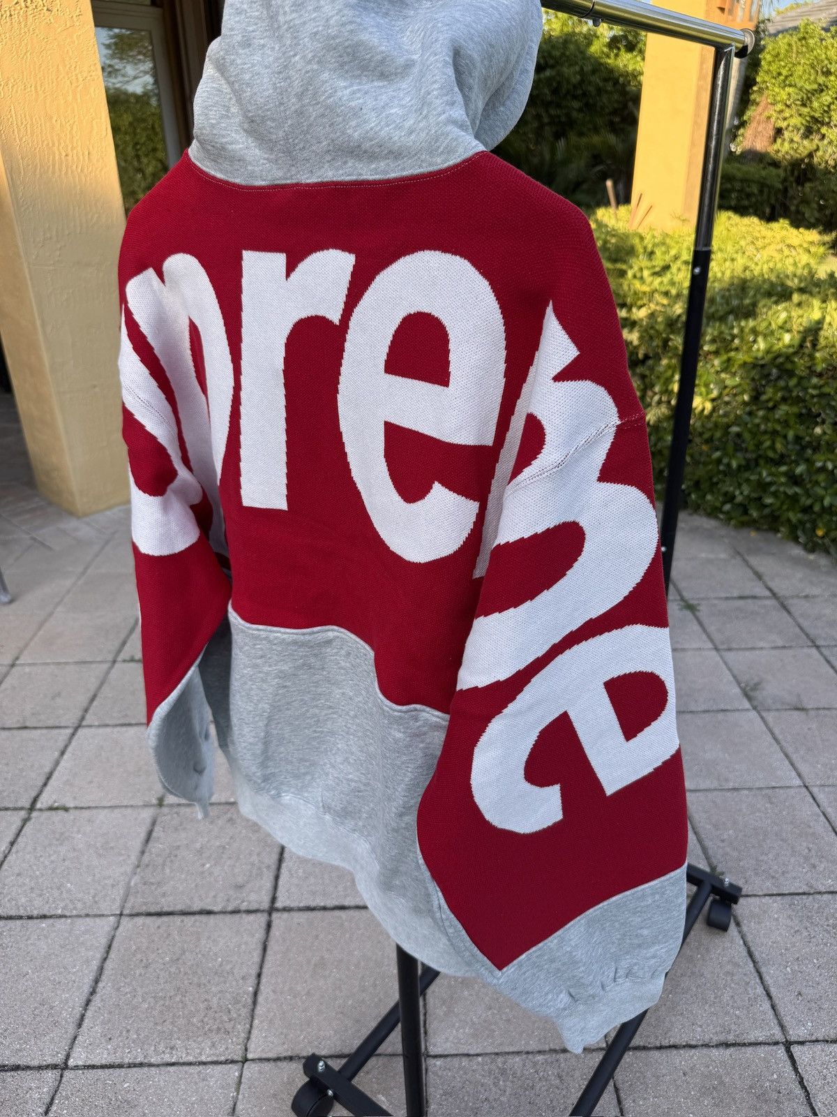Supreme Supreme Big Logo Jacquard Hooded Sweatshirt Grey Red size S Size US S / EU 44-46 / 1 - 11 Thumbnail