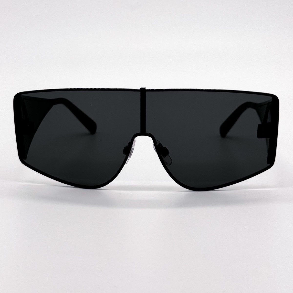 Dolce & Gabbana NEW DOLCE&GABBANA DG2305 01/87 OVERSIZED BLACK SUNGLASSES Size ONE SIZE - 3 Thumbnail